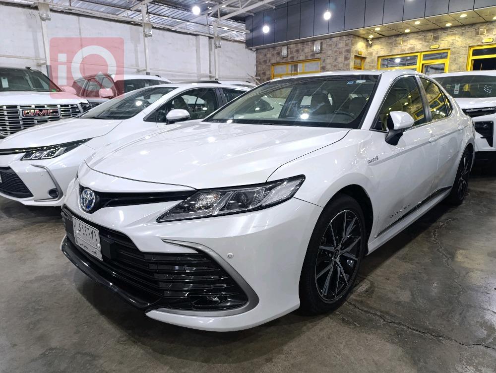 تۆیۆتا کامری